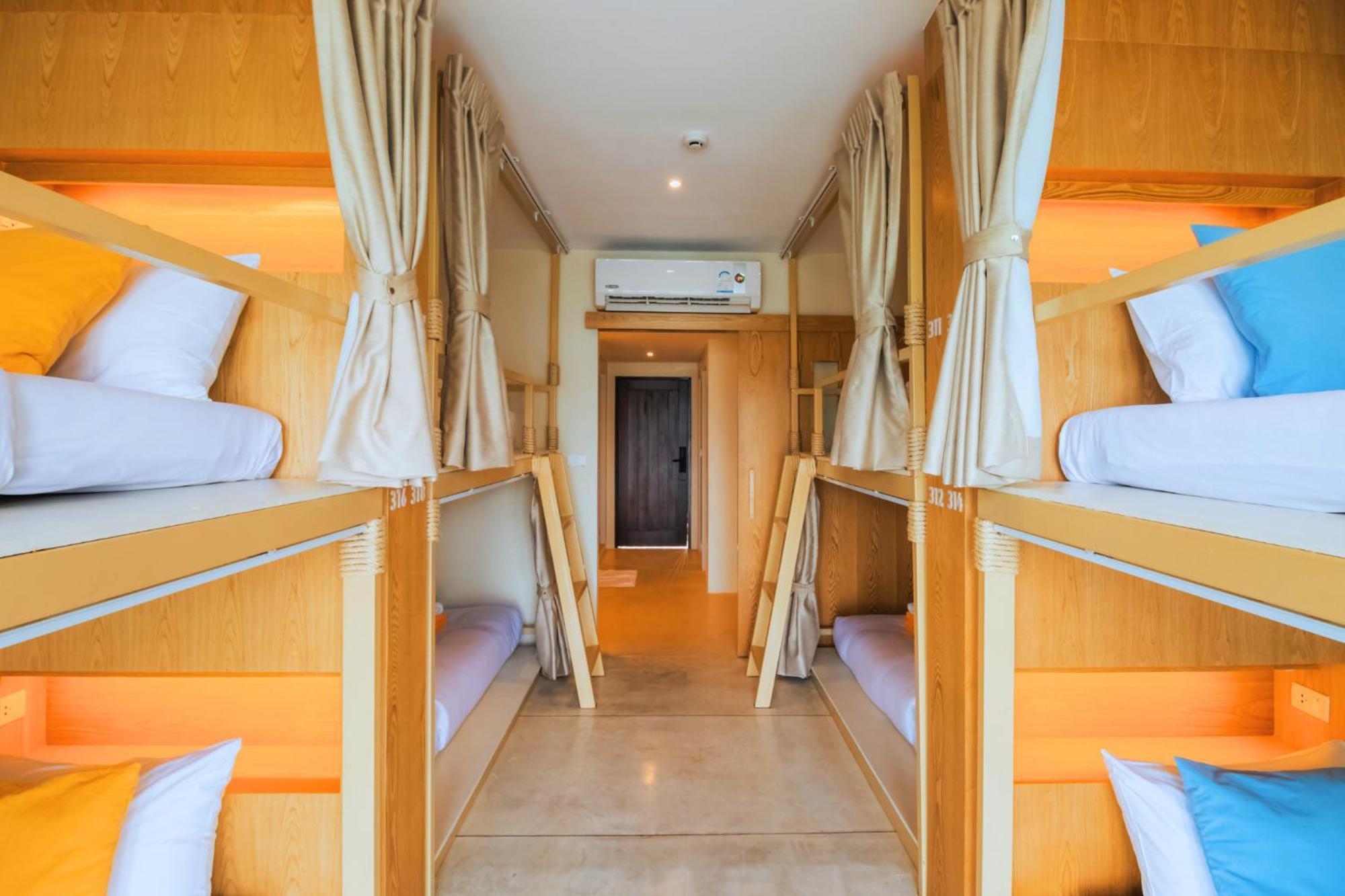 Sea Sun Bed & Beyond Hotel Bang Rak Beach  Exterior foto